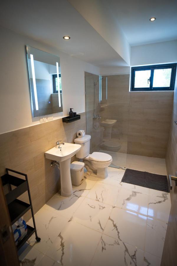 Escapade Artistique Dans Residence ลาสแตร์เรนาส ภายนอก รูปภาพ